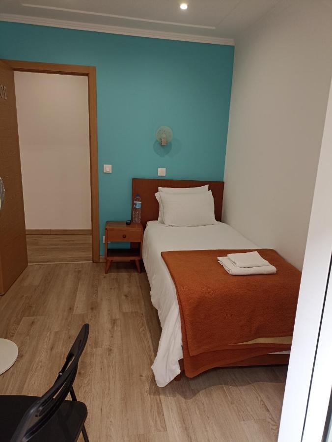 Martim Moniz 28 Guest House Lisbon Luaran gambar
