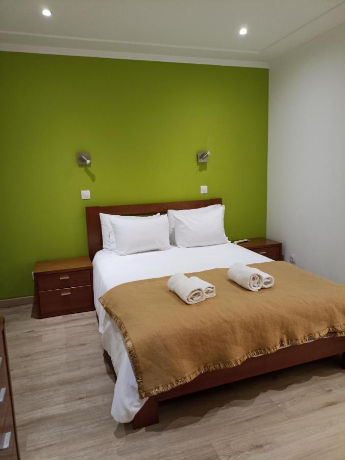 Martim Moniz 28 Guest House Lisbon Luaran gambar
