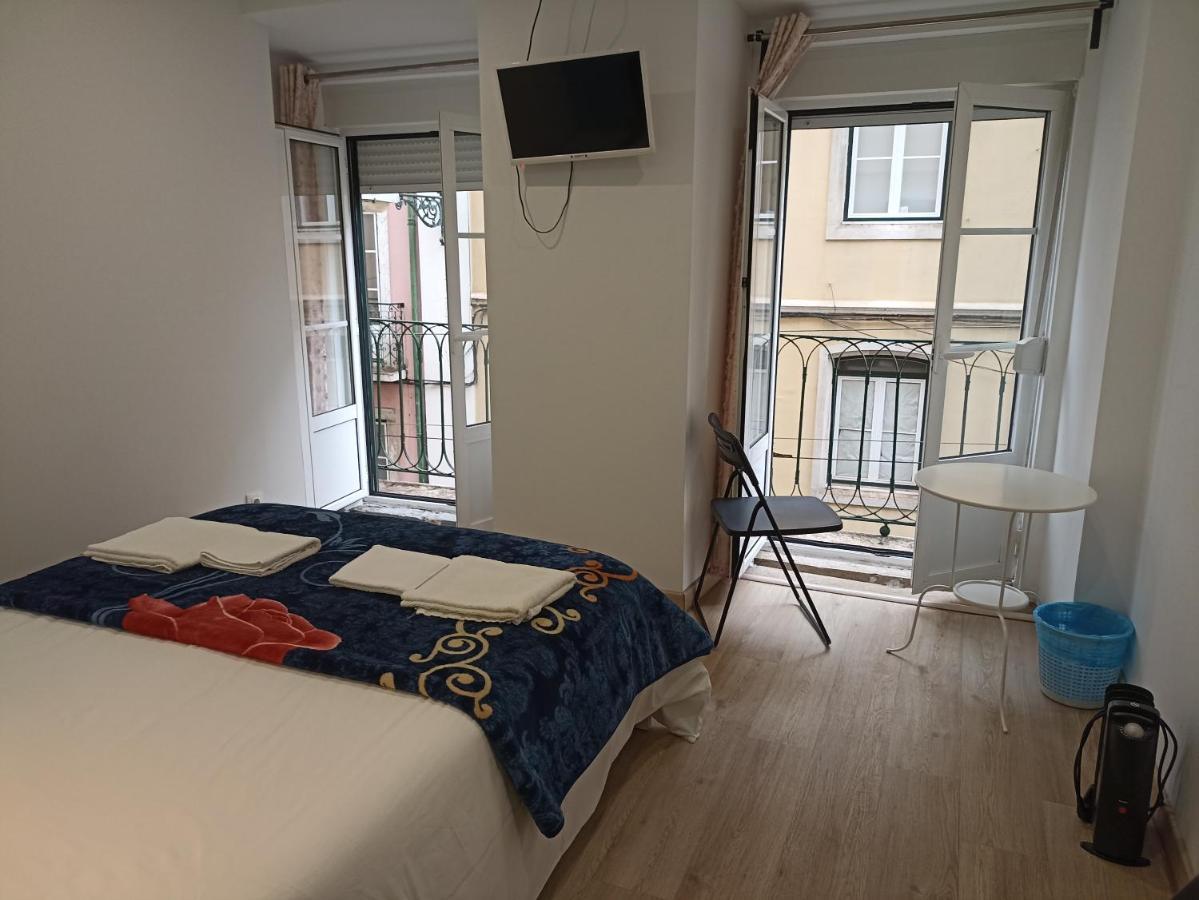 Martim Moniz 28 Guest House Lisbon Luaran gambar