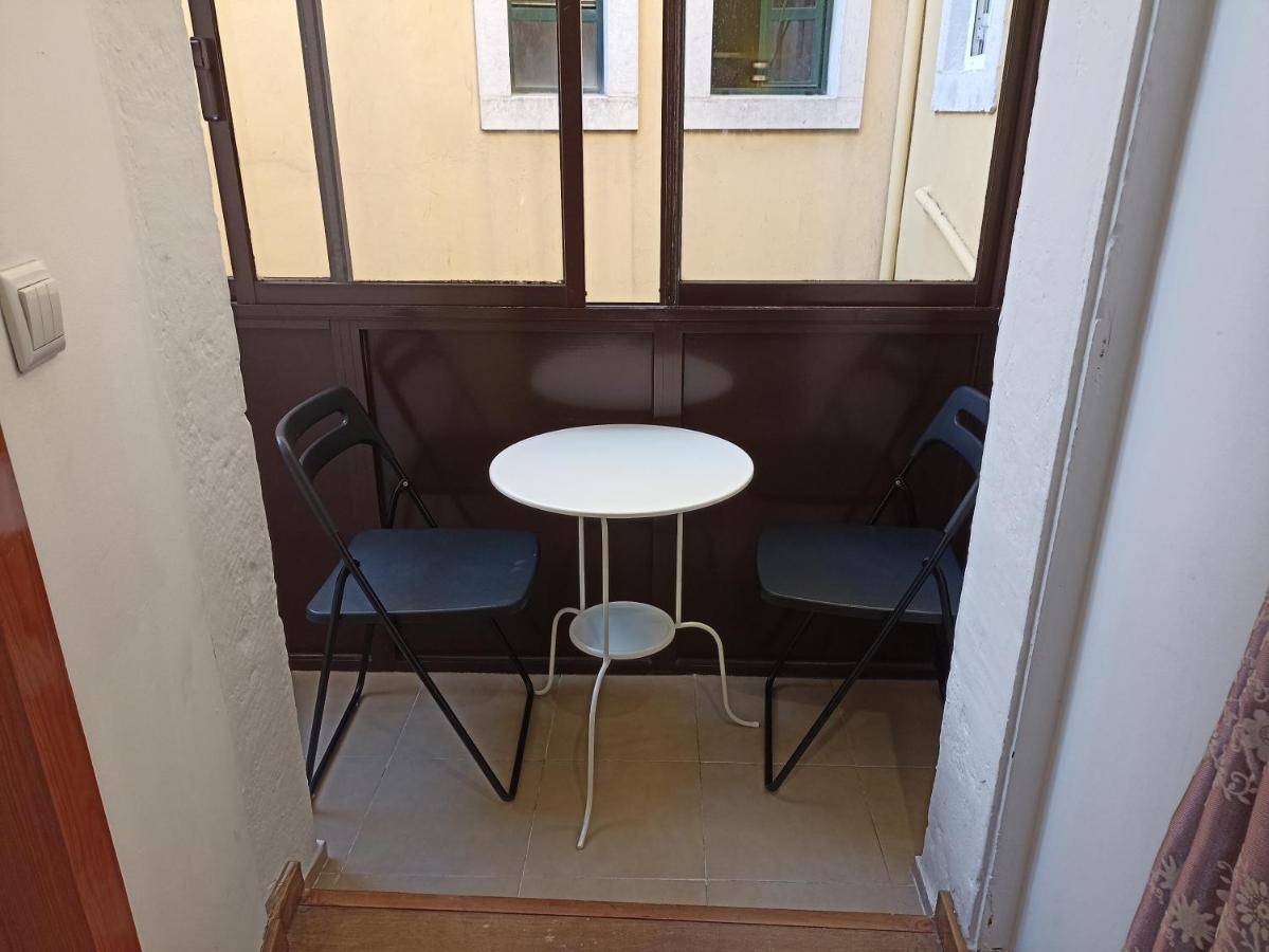 Martim Moniz 28 Guest House Lisbon Luaran gambar