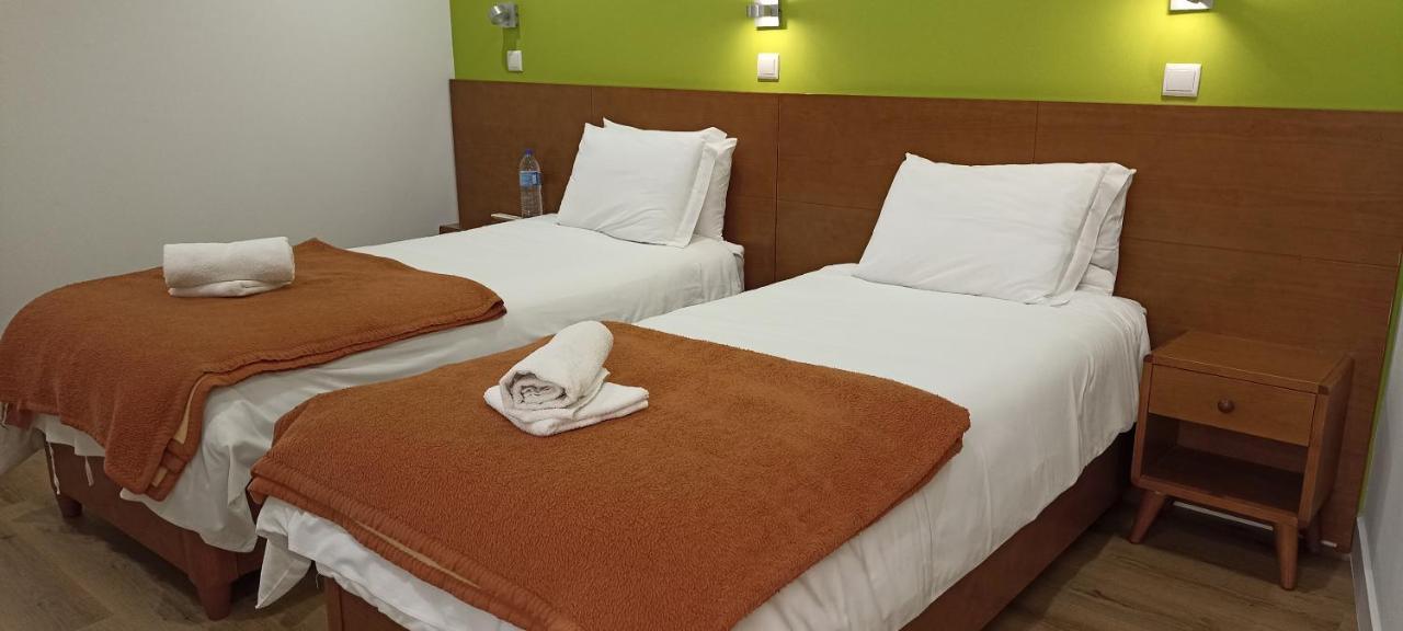 Martim Moniz 28 Guest House Lisbon Luaran gambar