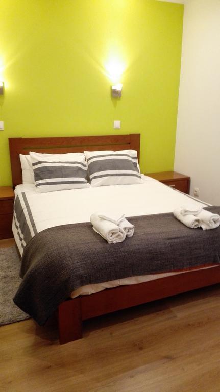 Martim Moniz 28 Guest House Lisbon Bilik gambar