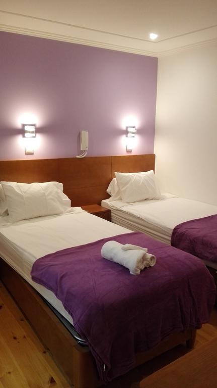 Martim Moniz 28 Guest House Lisbon Bilik gambar